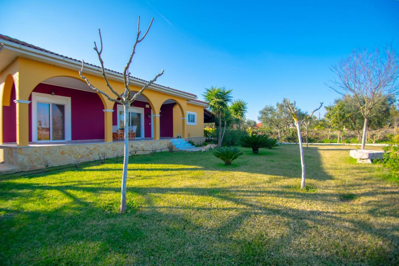 Loukas Farm House Agios Kirikos  Exterior photo